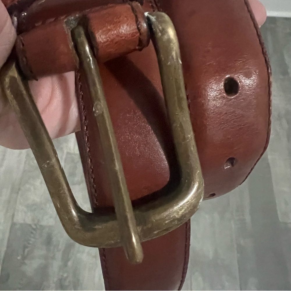Vintage Coach Belt Size 32 L; 1.25”W Brown Cowhide Leather Brass Hardware